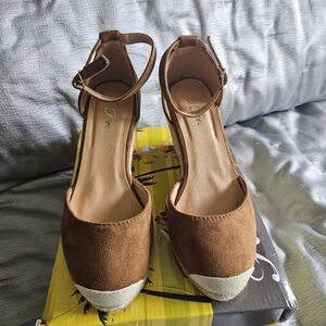 Freya Tan and Cream Espadrille Sandals